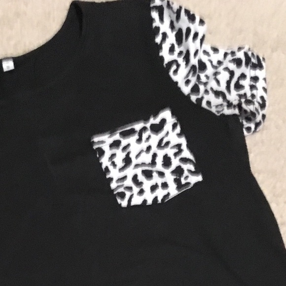 Tobi T-Shirt Dress - Picture 3 of 3